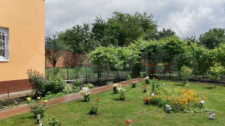 Дом 200 м² на участке 10 сот.