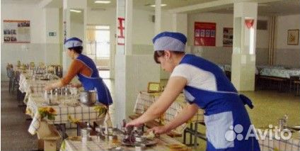 Сотрудник зала в столовую мчс