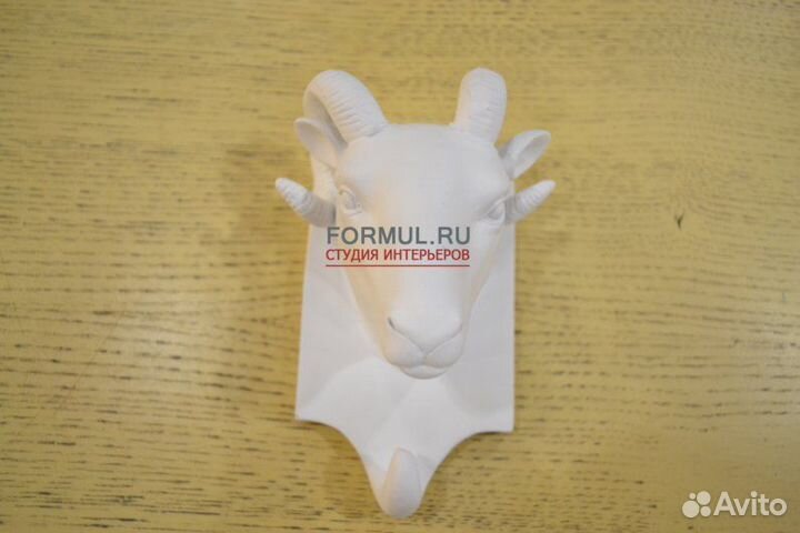 225000 Вешалка Авторская работа Голова барана