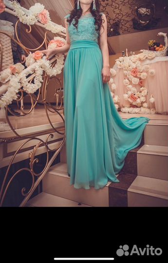 Вечернее платье
