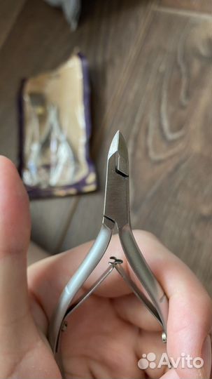 Кусачки для маникюра бу