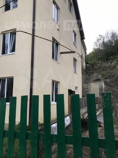 Коттедж 300 м² на участке 3 сот.