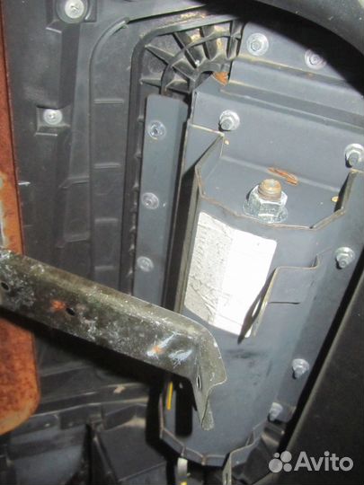 Панель передняя торпедо Aveo t250