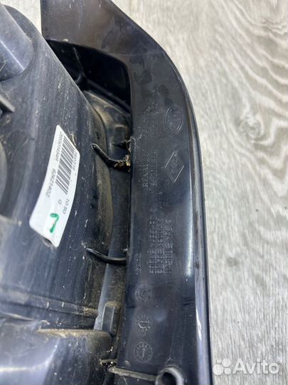 Фонарь задний правый Renault Logan 2 K7M 2018