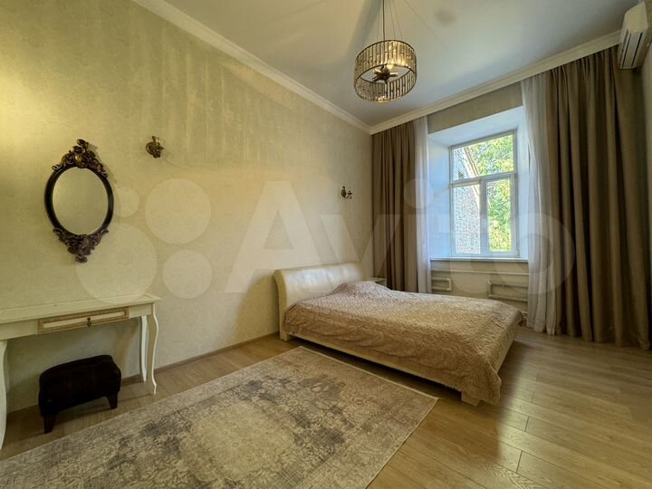 2-к. квартира, 60 м², 1/1 эт.