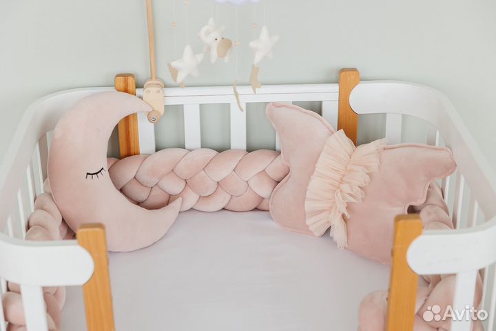 Бортики на детскую кроватку