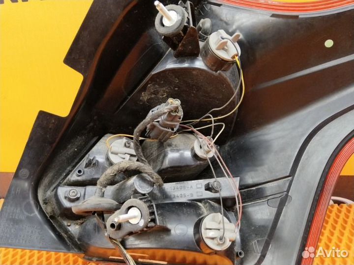 Фонарь задний левый Ford Focus 3 CB8 pnda 1.6 2011