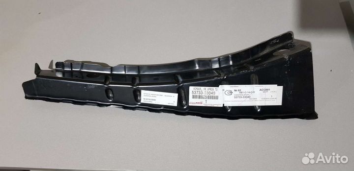 Усилитель крыла Camry 40