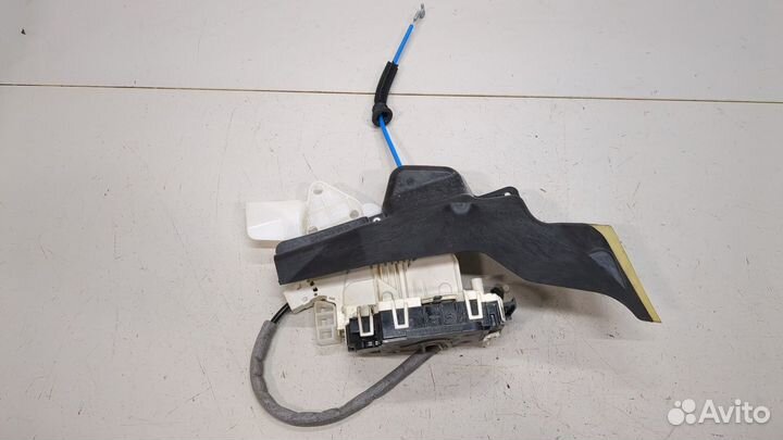 Замок двери левый передний Mercedes E W212