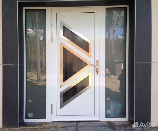 Дверь пластиковая