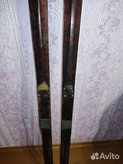 Лыжи винтажные