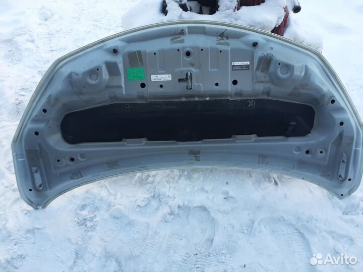 Капот nissan NOT E12