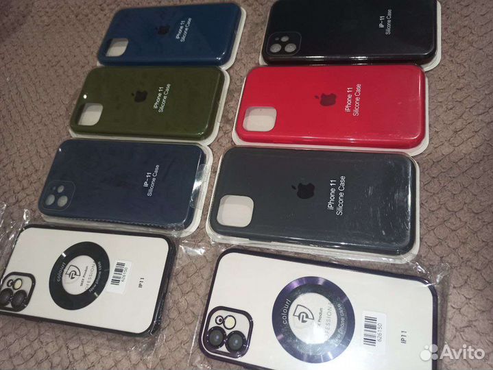 Чехол на iPhone 11