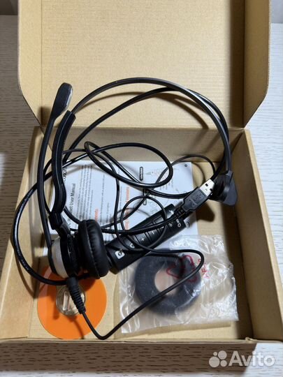 Гарнитура Accutone UM910 usb