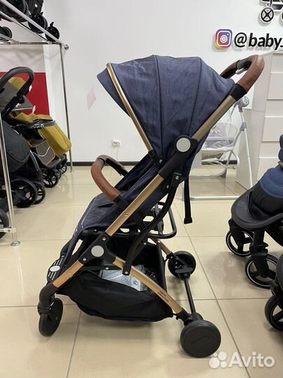 Коляска прогулочная