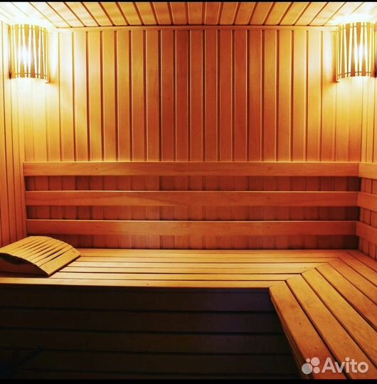 Дом с беседкой и баней