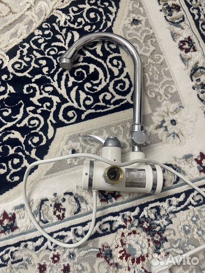 Проточный водонагреватель смеситель