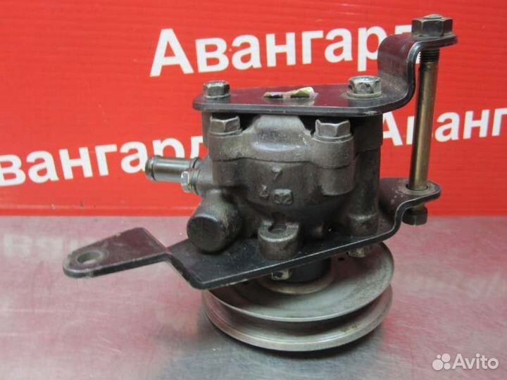 Насос гур Nissan Bluebird U14 CD20 1998