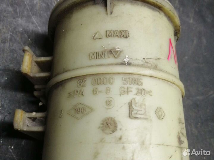 Бачок гура Logan sandero Largus