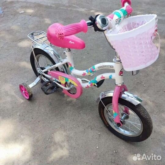 Продам велосипед детский 4 колесный