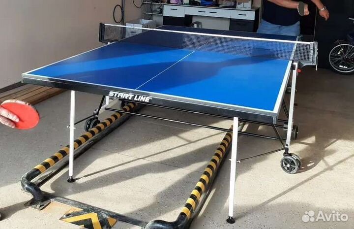 Уличный теннисый стол