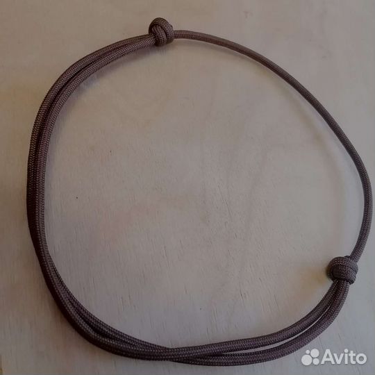 Шнурок из паракорда