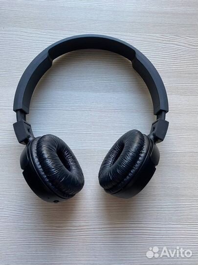 Беспроводные наушники JBL T450BT