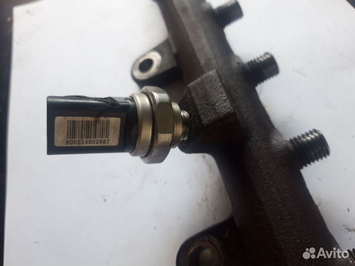 Рейка топливная Renault Megane, II Рестайлинг 2007