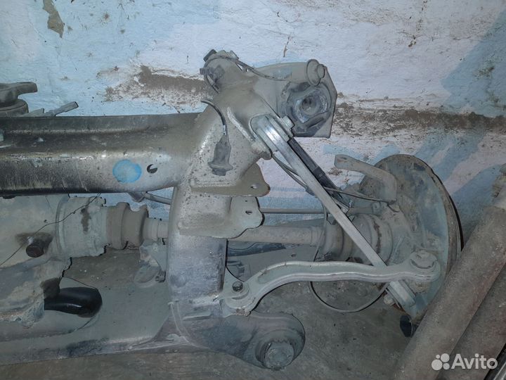 Подрамник мерседес с215 w215 w220 в сборе