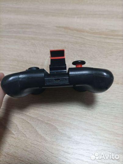 Джостик для игры на телефоне