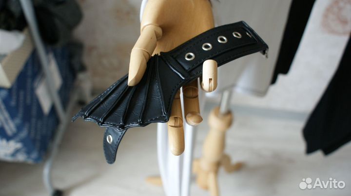 Готические браслеты