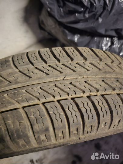 Автомобильное колесо r14 175/70 Michelin