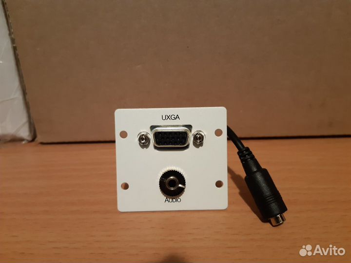 VGA, Kramer WXA-2P розетка VGA и audio