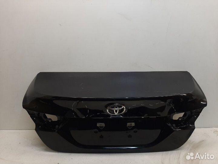 Крышка багажника Toyota Camry V70 2018