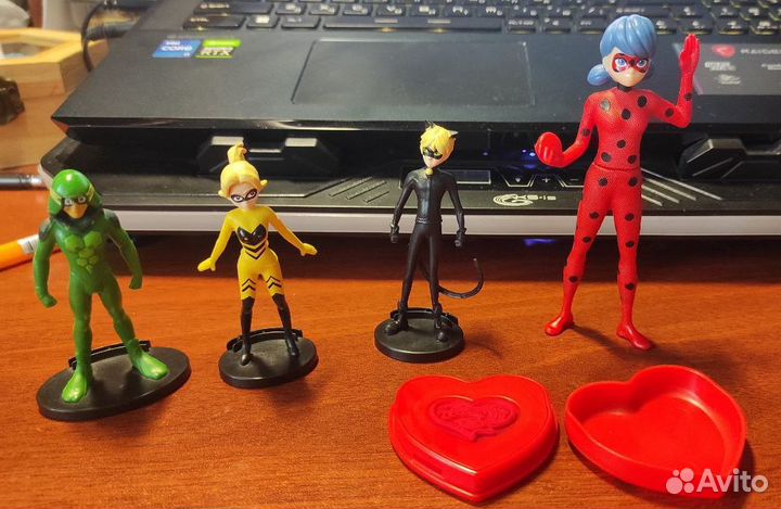 Фигурки Леди Баг