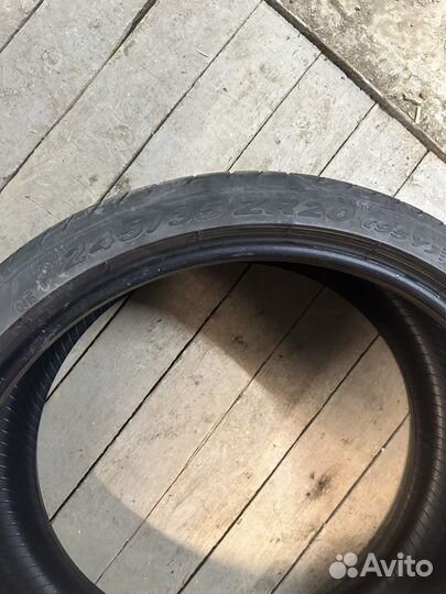 Pirelli P Zero 245/35 R20