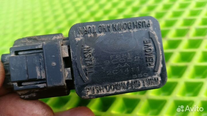 Датчик давления топлива (в бак) Форд Фокус1