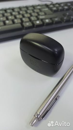 Беспроводные наушники JBL