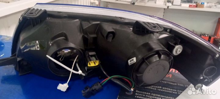 Передние фары на nissan almera classic