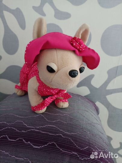 Собачка Chi Chi love в одежде с сумочкой