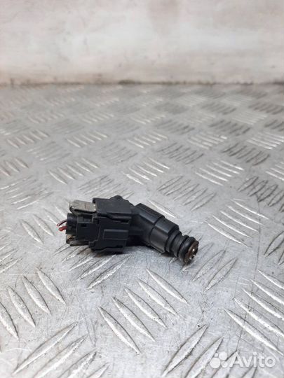 Форсунка Seat Leon хэтчбэк 5 дв. 1.8 AUQ 2002