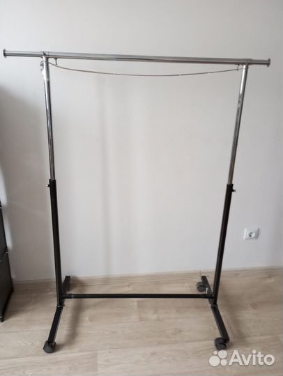 Вешалка стойка напольная
