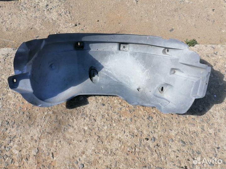 Локер передний левый Ml 163