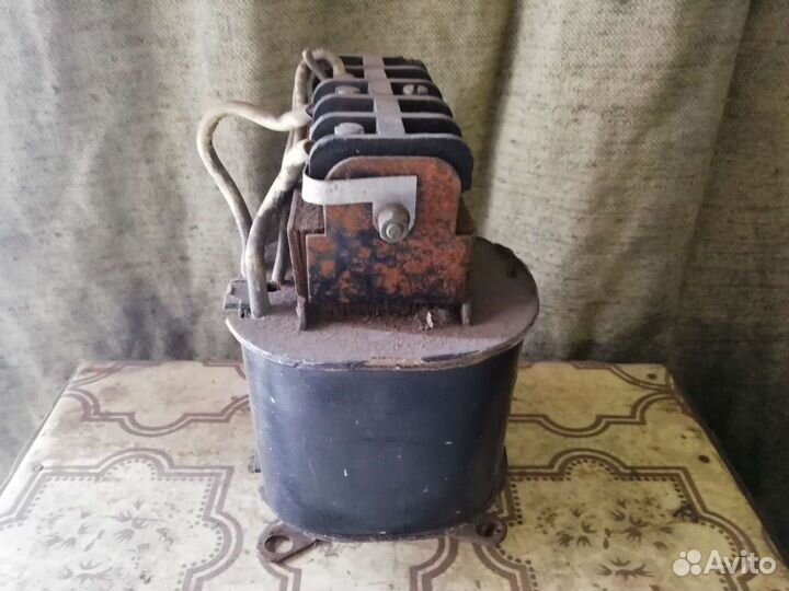 Понижающий трансформатор