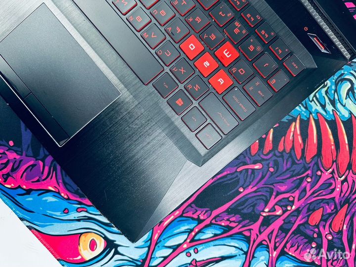 HP Omen i7-7700HQ и gtх 1050 4 GB Ram 8 GB SSD