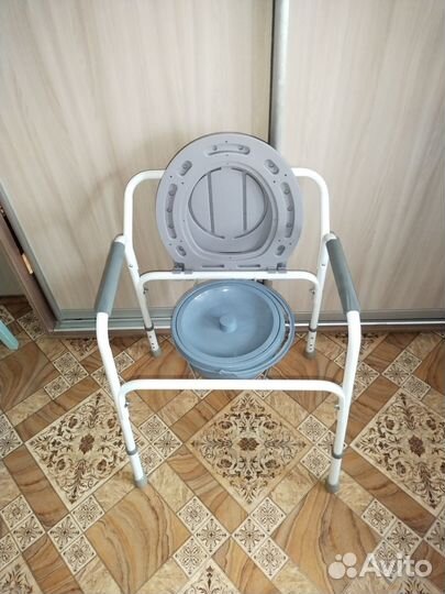 Кресло туалет для пожилых и инвалидов