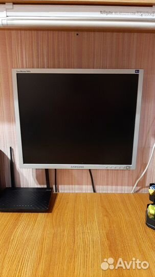 Монитор samsung syncmaster 940n