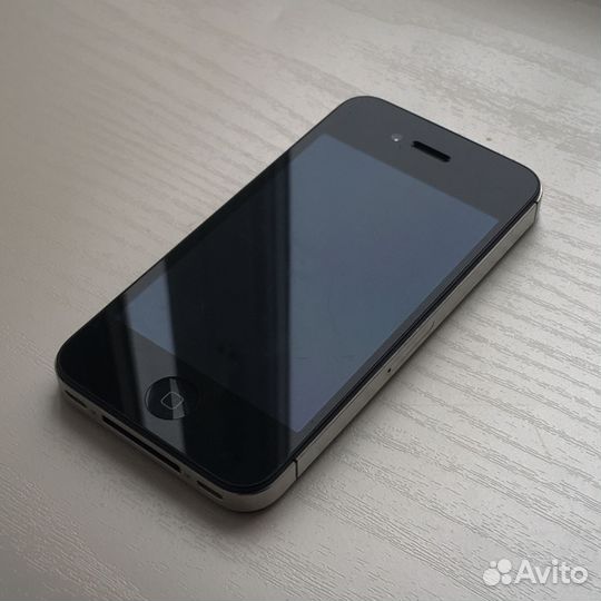 iPhone 4S, 64 ГБ