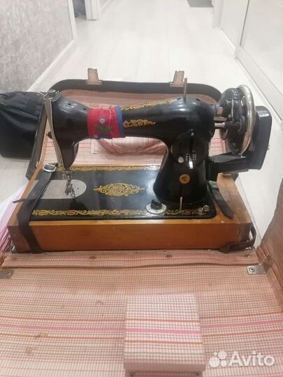 Швейная машина Подольск