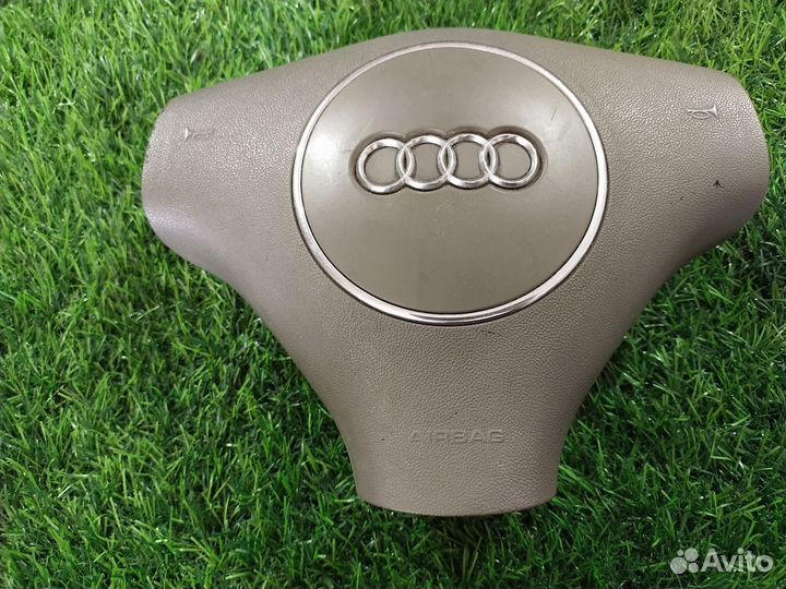 Подушка безопасности в рулевое колесо Audi A6